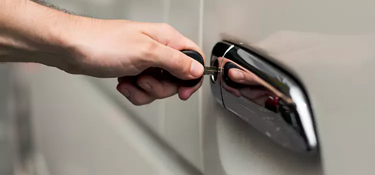 Why Choose Our Auto Locksmith Team in East Moline, IL?